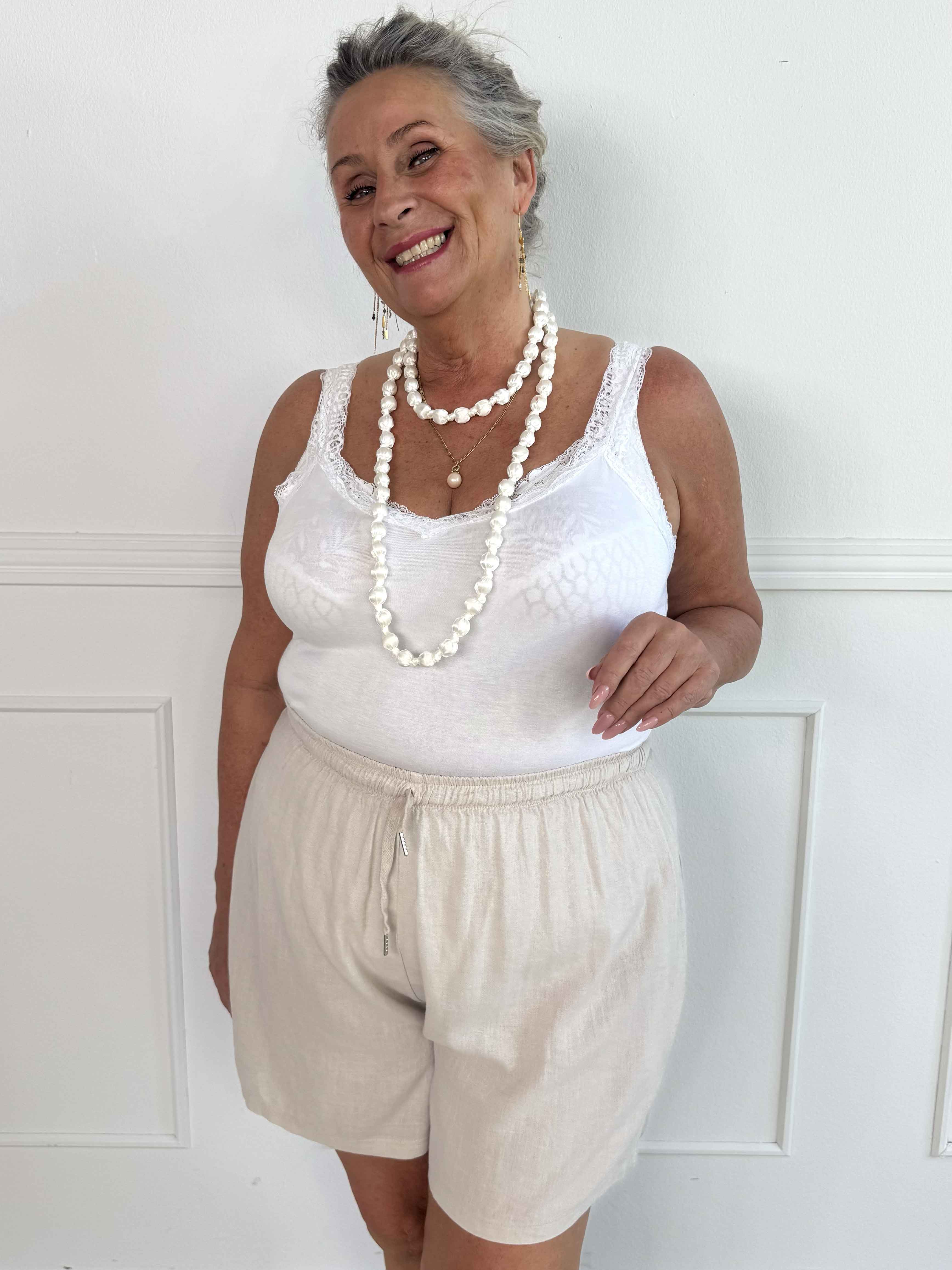 Clara Shorts - Lätta shorts i viskos och linne